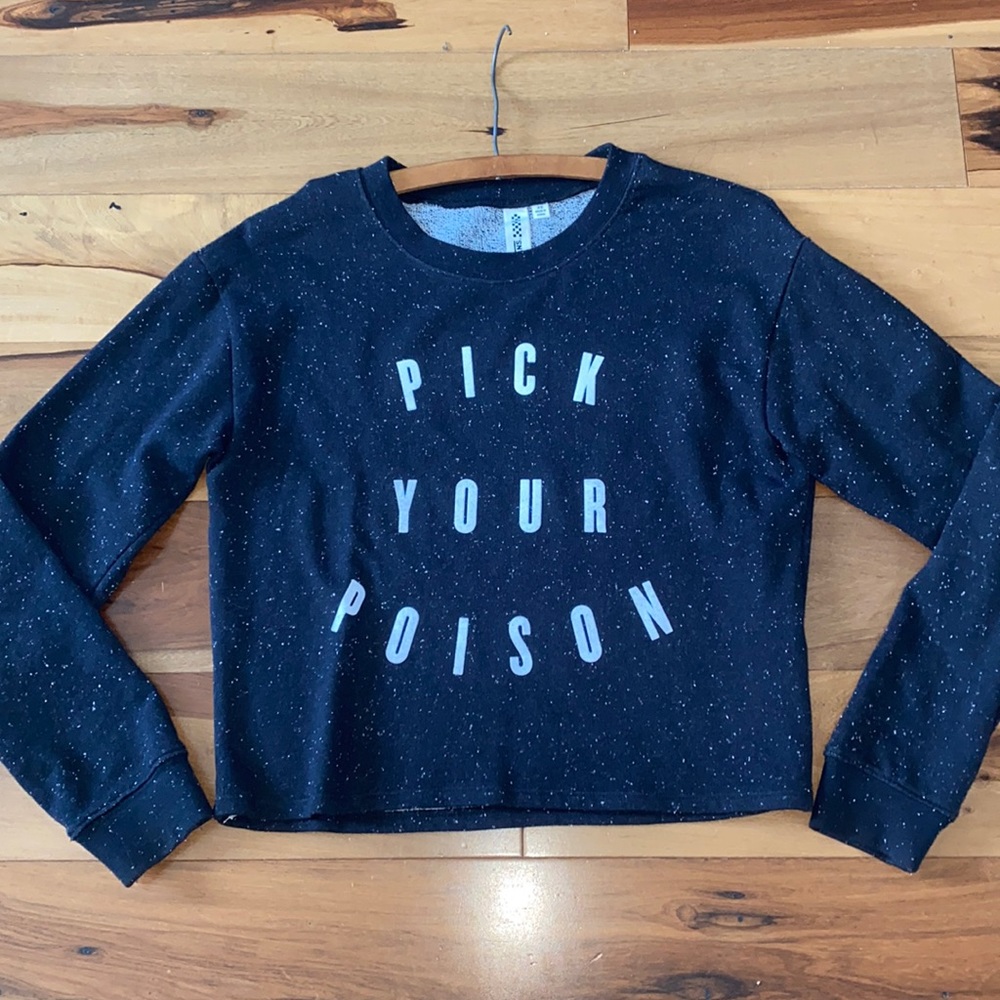 NWOT ~ VANS “PICK YOUR POISON” BLACK AND WHITE SPECKLED CREWNECK